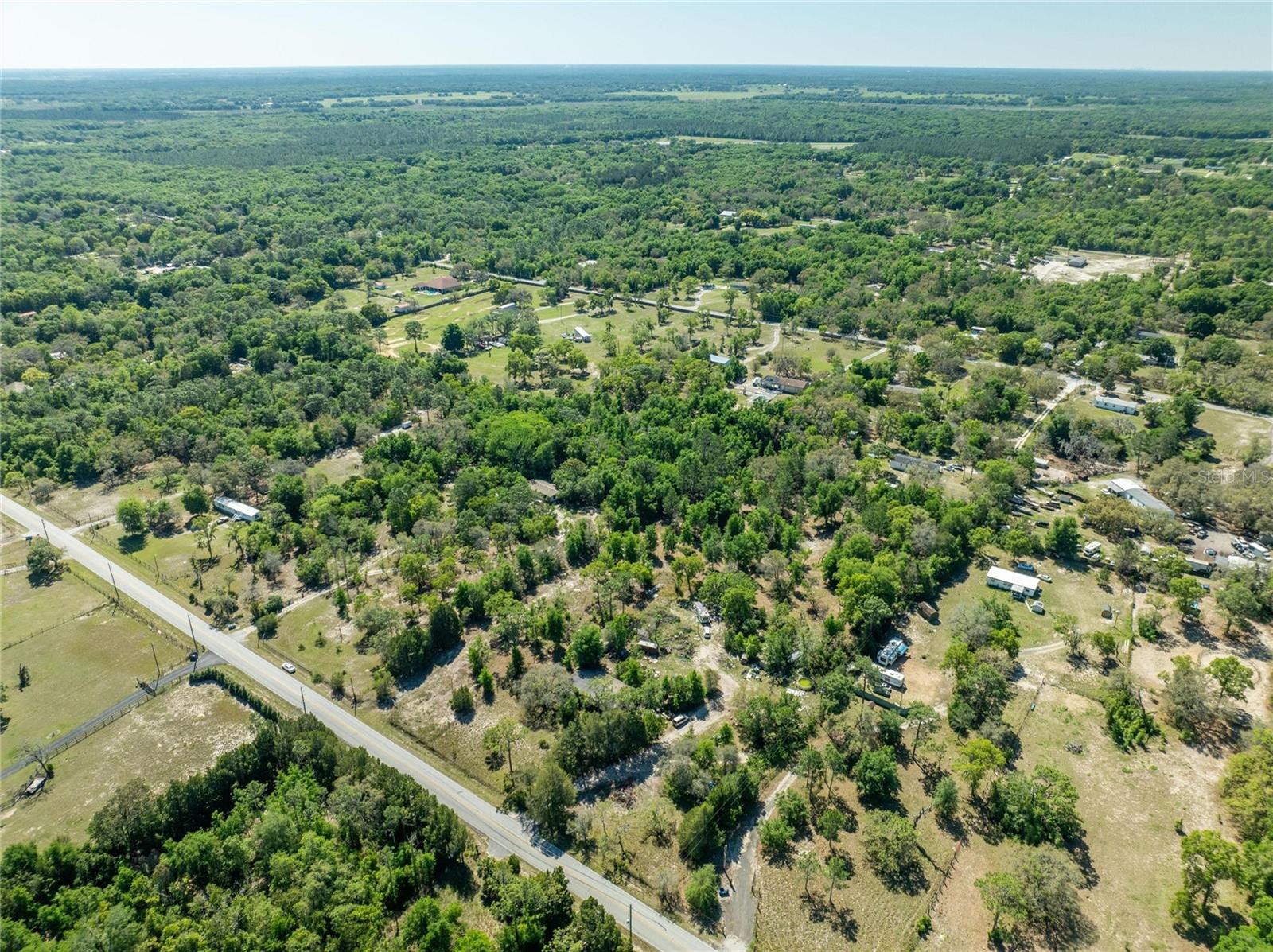 Listing photo id 1 for 07-24-18-0010-00000-0781