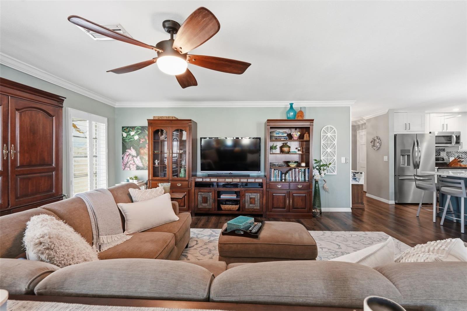 Image 17 of 54 For 212 Cedarwood Circle 212