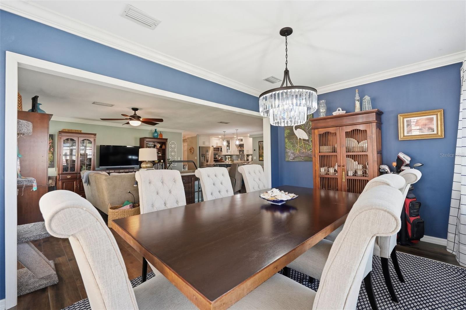 Image 21 of 54 For 212 Cedarwood Circle 212