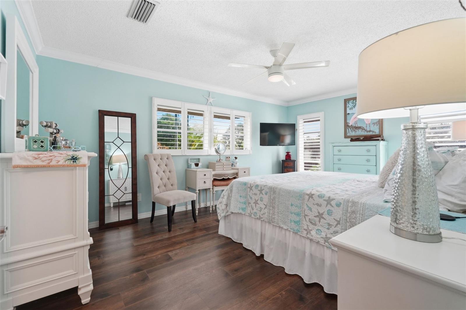 Image 36 of 54 For 212 Cedarwood Circle 212