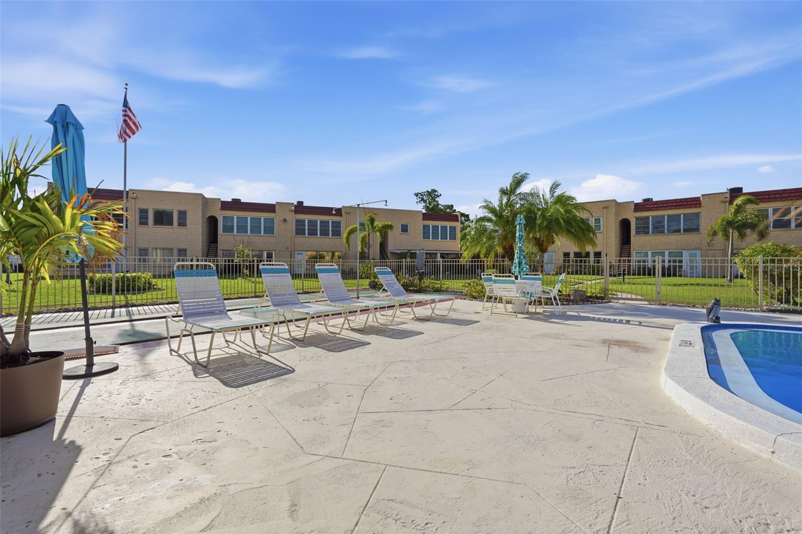 Image 41 of 54 For 212 Cedarwood Circle 212