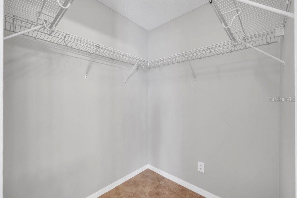 Image 18 of 26 For 4729 White Bay Circle