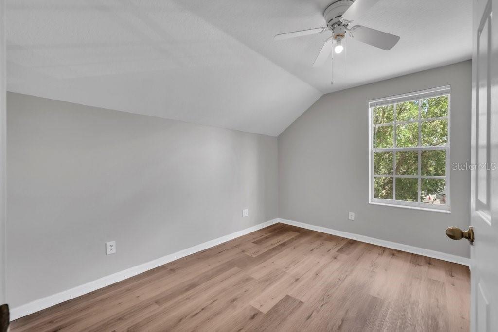 Image 23 of 26 For 4729 White Bay Circle