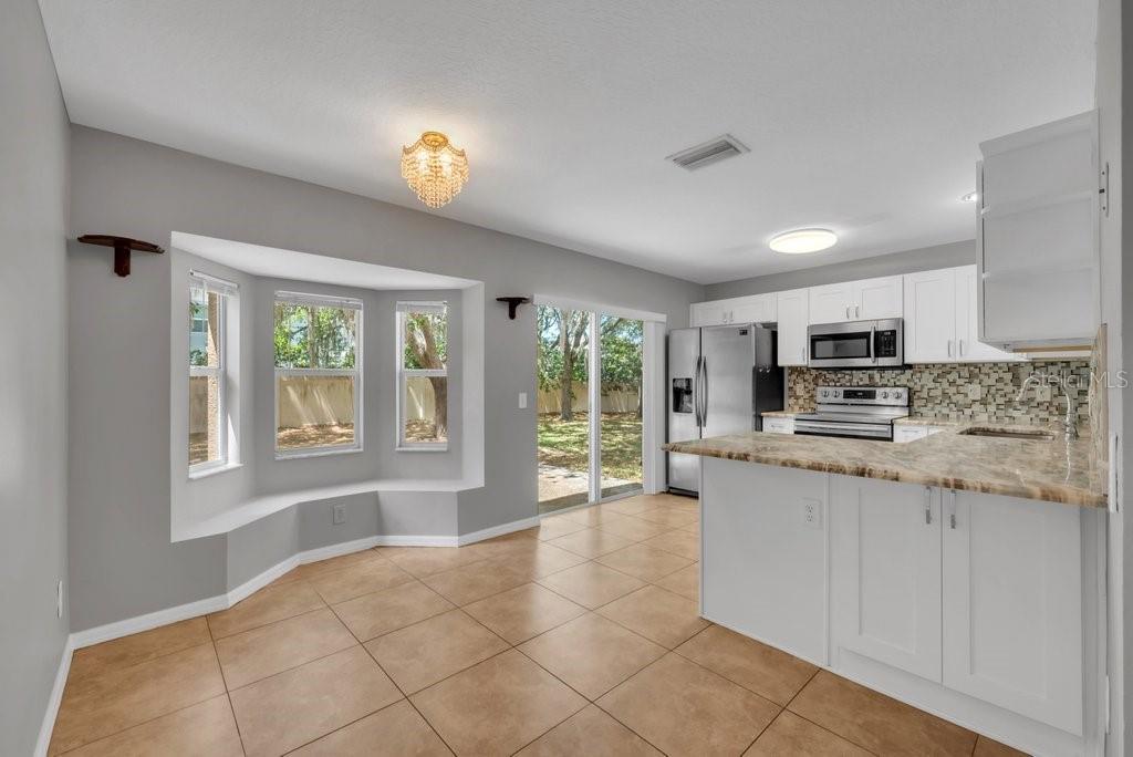 Image 9 of 26 For 4729 White Bay Circle