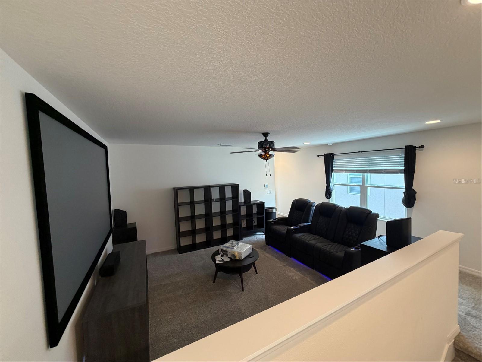 Image 33 of 35 For 406 North Boulevard E