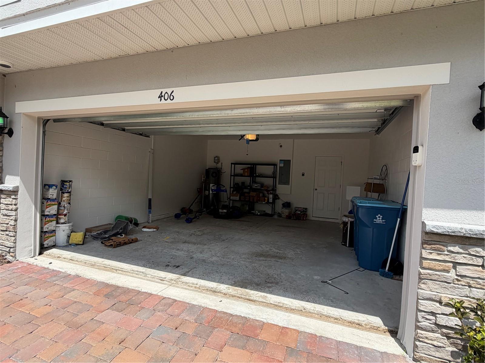 Image 8 of 35 For 406 North Boulevard E