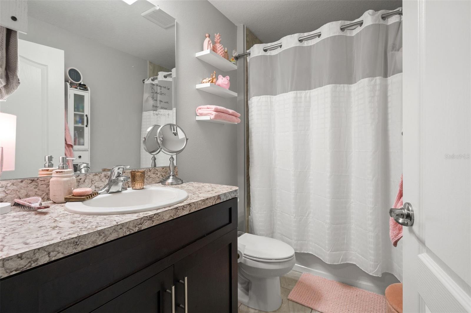 Image 25 of 39 For 12015 Phoenix Avenue