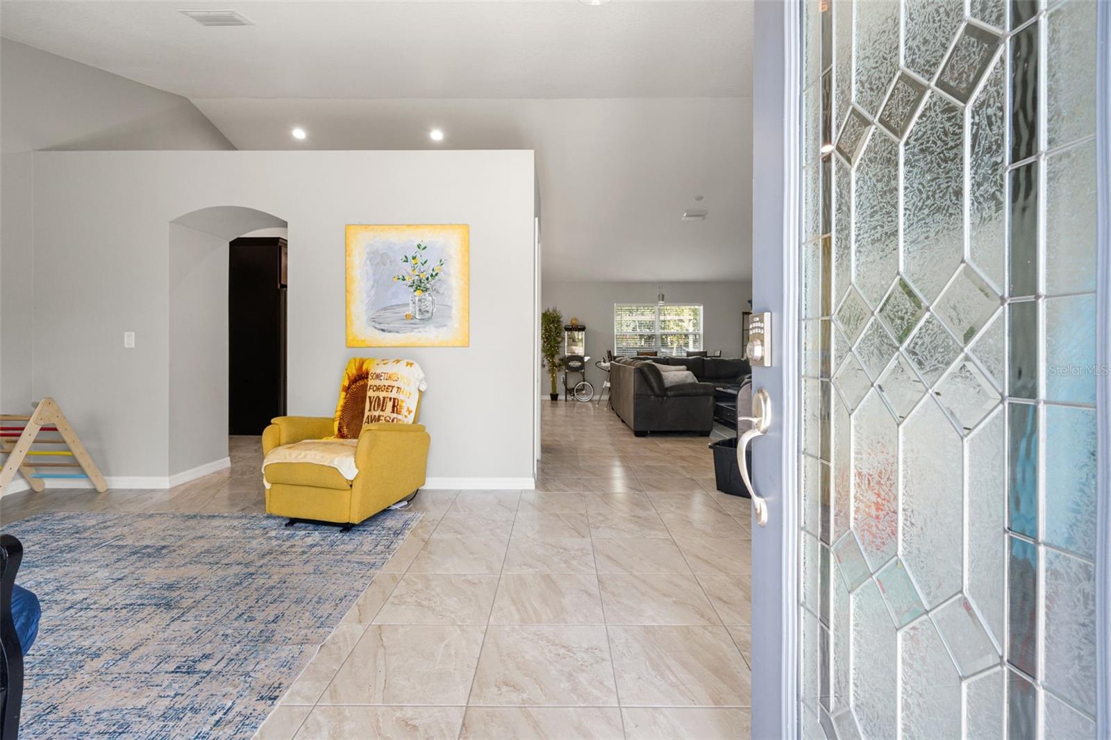 Image 3 of 39 For 12015 Phoenix Avenue