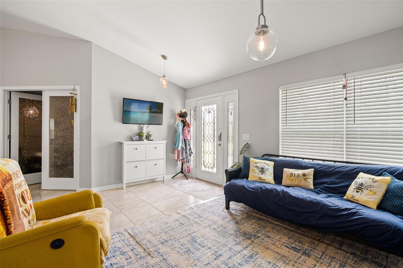 Image 6 of 39 For 12015 Phoenix Avenue