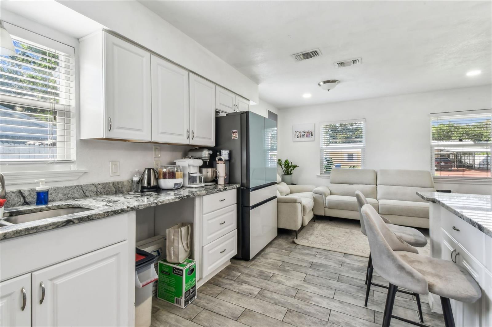 Image 13 of 69 For 4005 Tyson Avenue