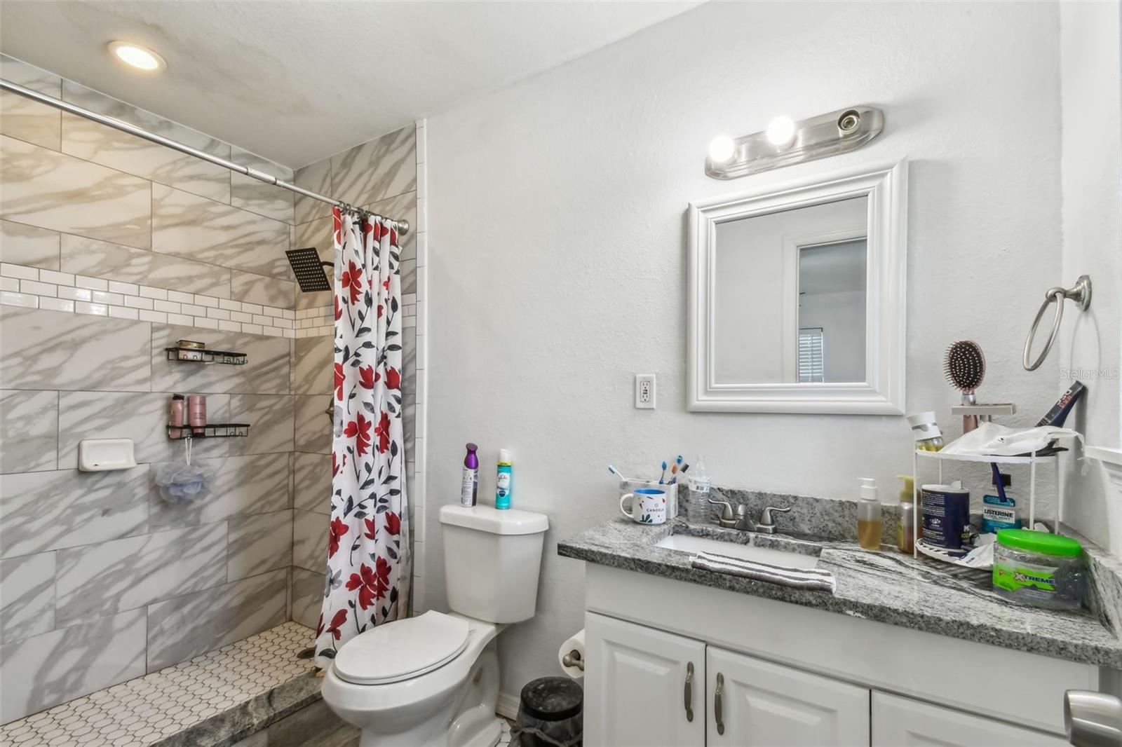 Image 26 of 69 For 4005 Tyson Avenue