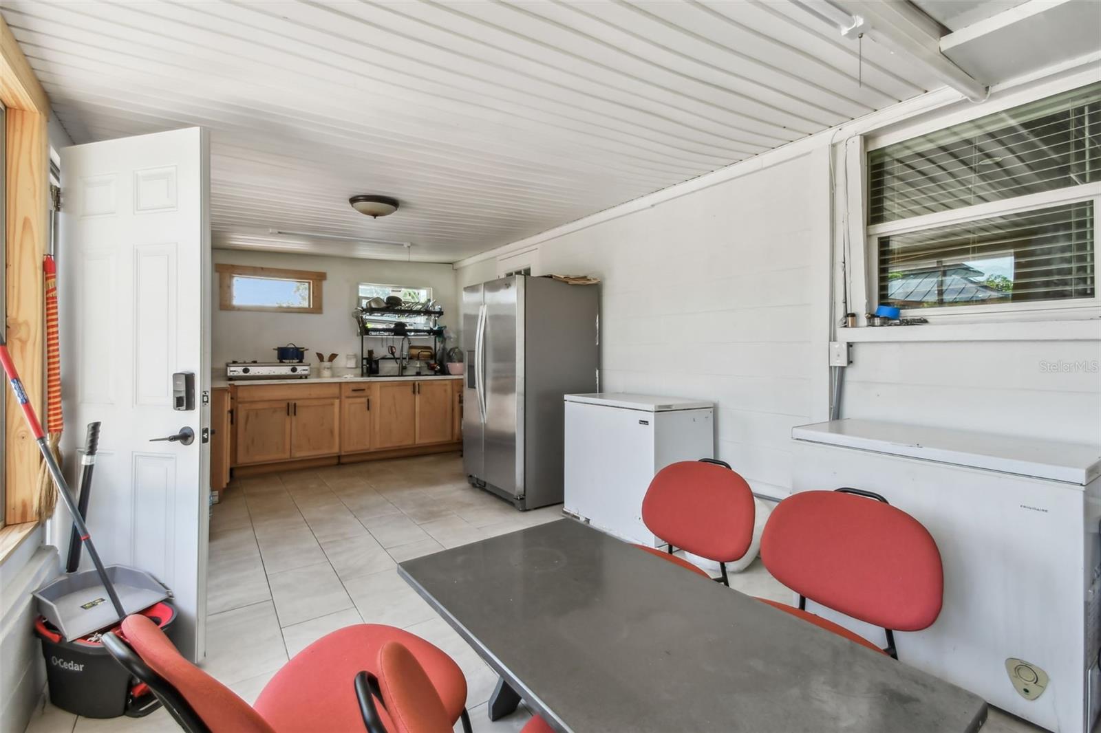 Image 29 of 69 For 4005 Tyson Avenue