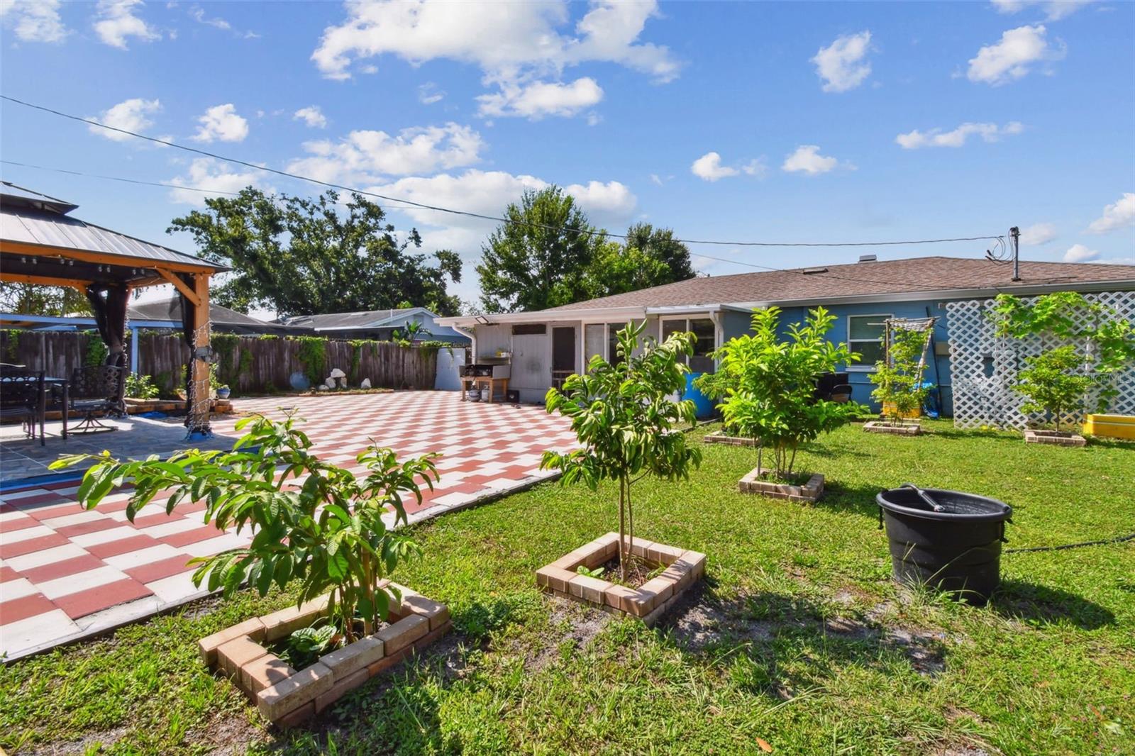 Image 37 of 69 For 4005 Tyson Avenue