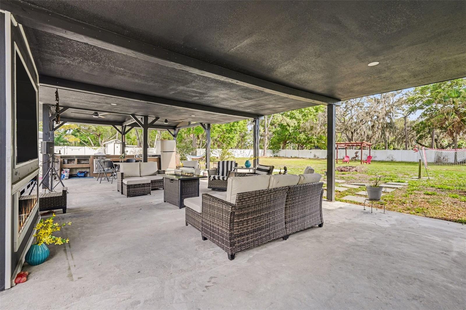 Image 30 of 37 For 3101 Kings Avenue