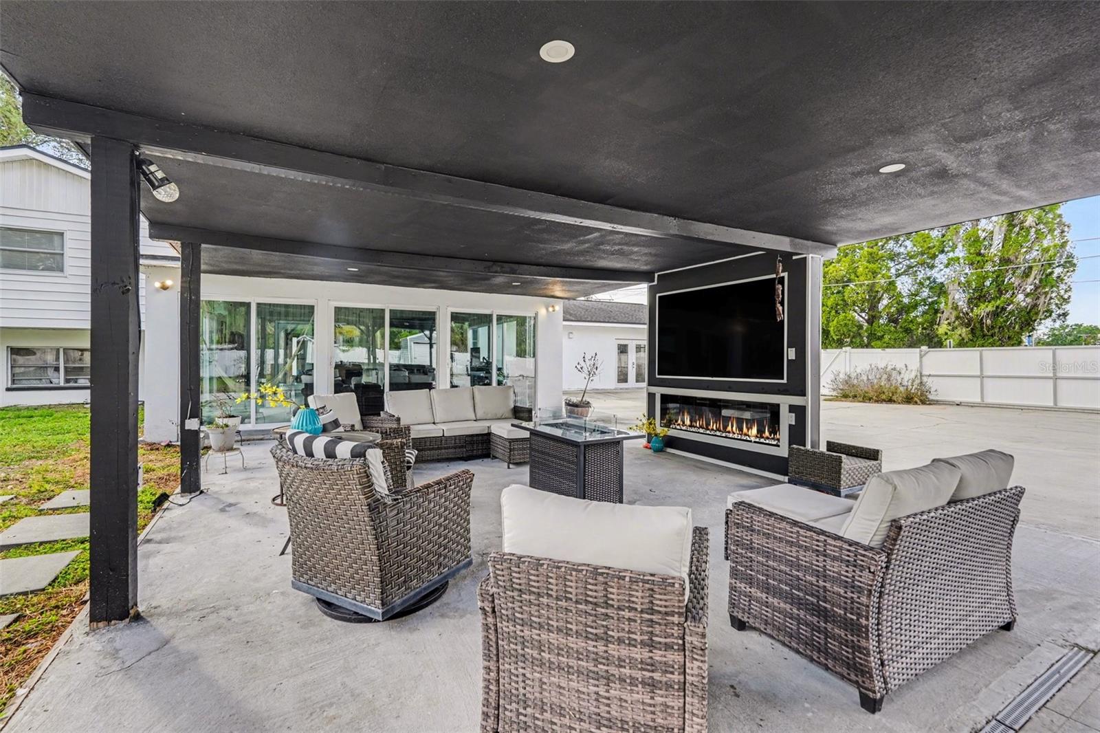 Image 31 of 37 For 3101 Kings Avenue