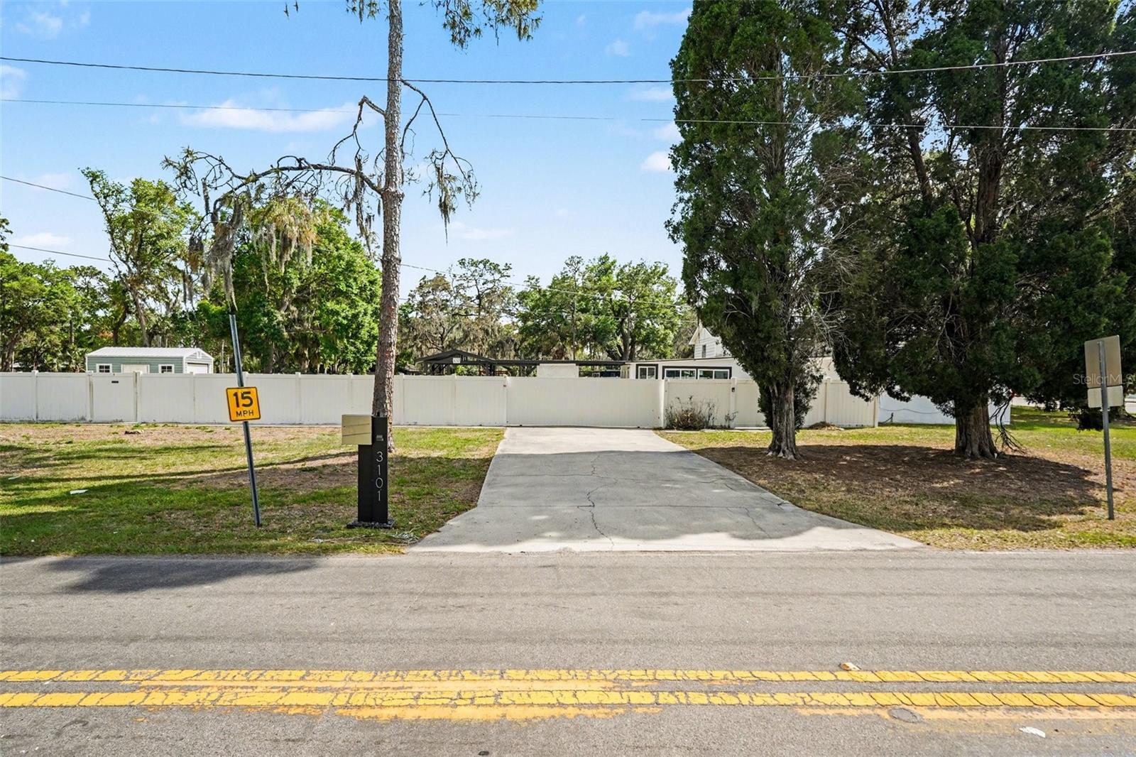 Image 35 of 37 For 3101 Kings Avenue