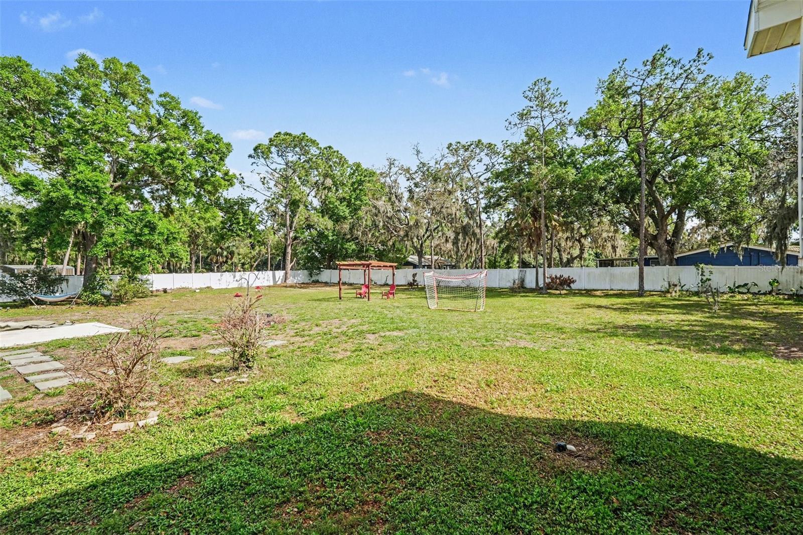 Image 5 of 37 For 3101 Kings Avenue