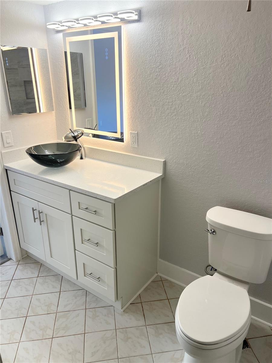 Image 14 of 19 For 4550 Overlook Drive Ne 156