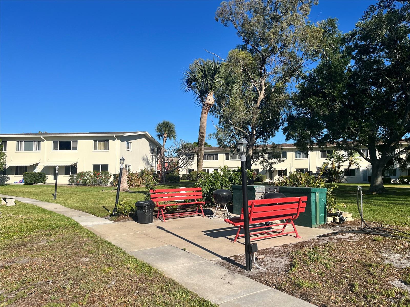 Image 17 of 19 For 4550 Overlook Drive Ne 156