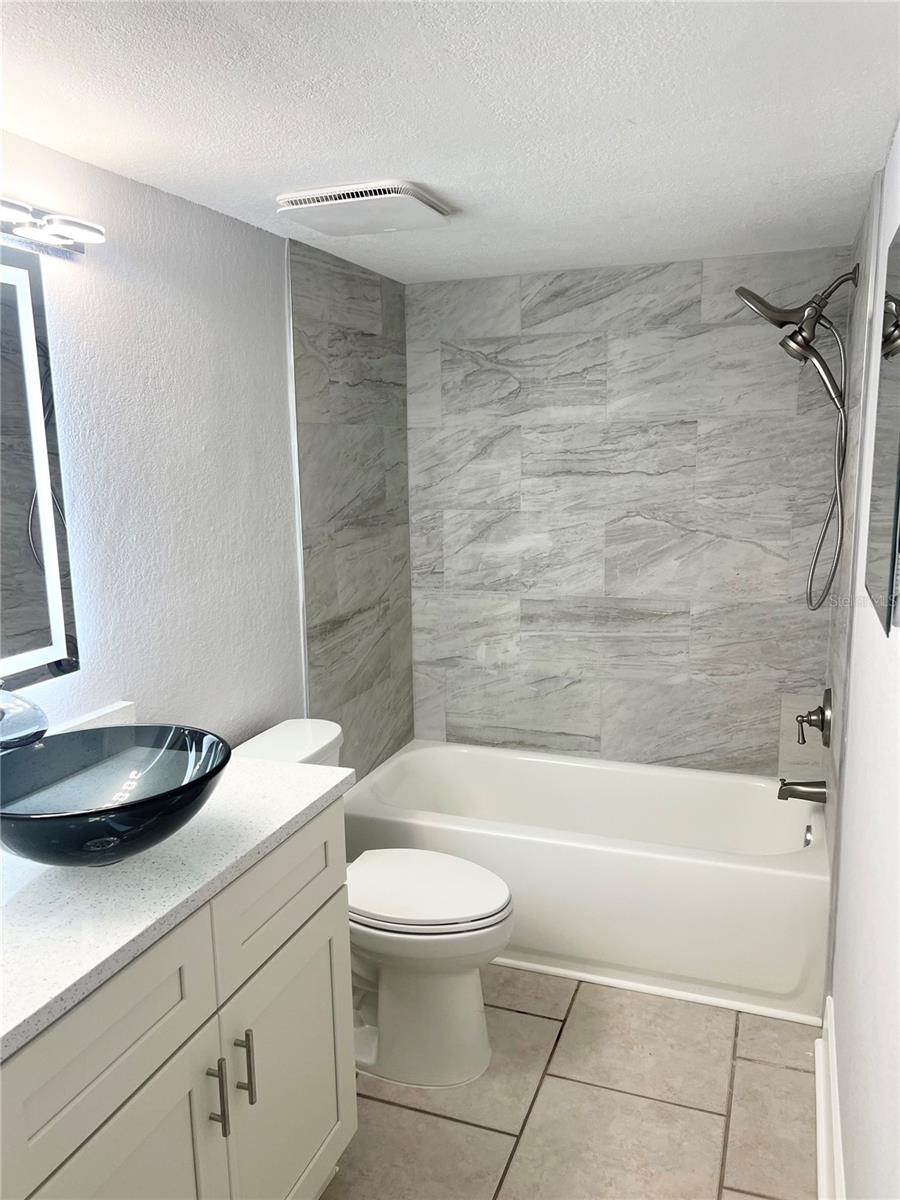 Image 7 of 19 For 4550 Overlook Drive Ne 156