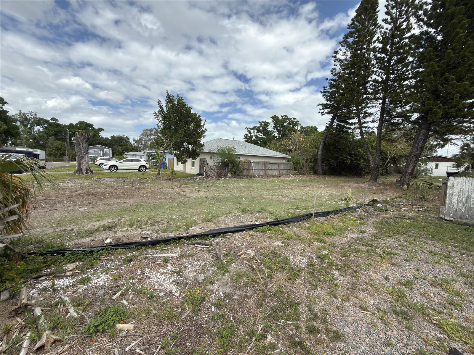 Image 3 of 6 For 1334 30th Street S