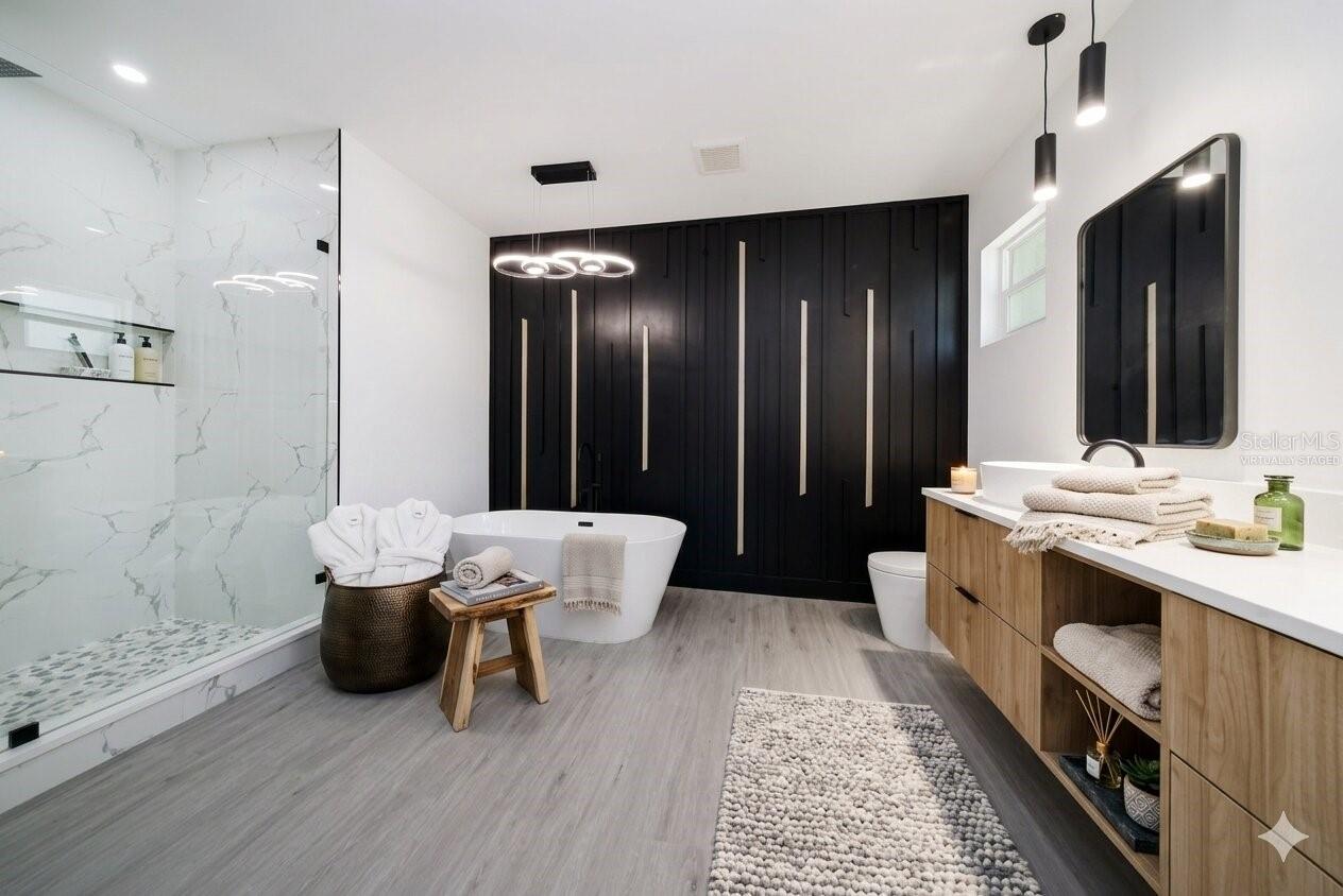 Image 32 of 57 For 902 Sligh Avenue