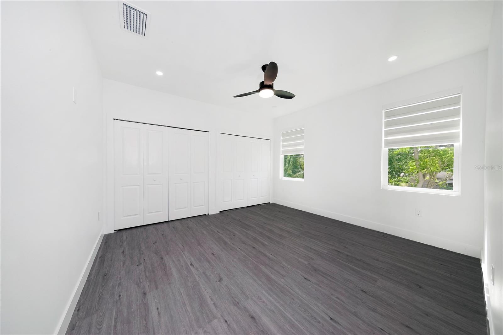 Image 45 of 57 For 902 Sligh Avenue