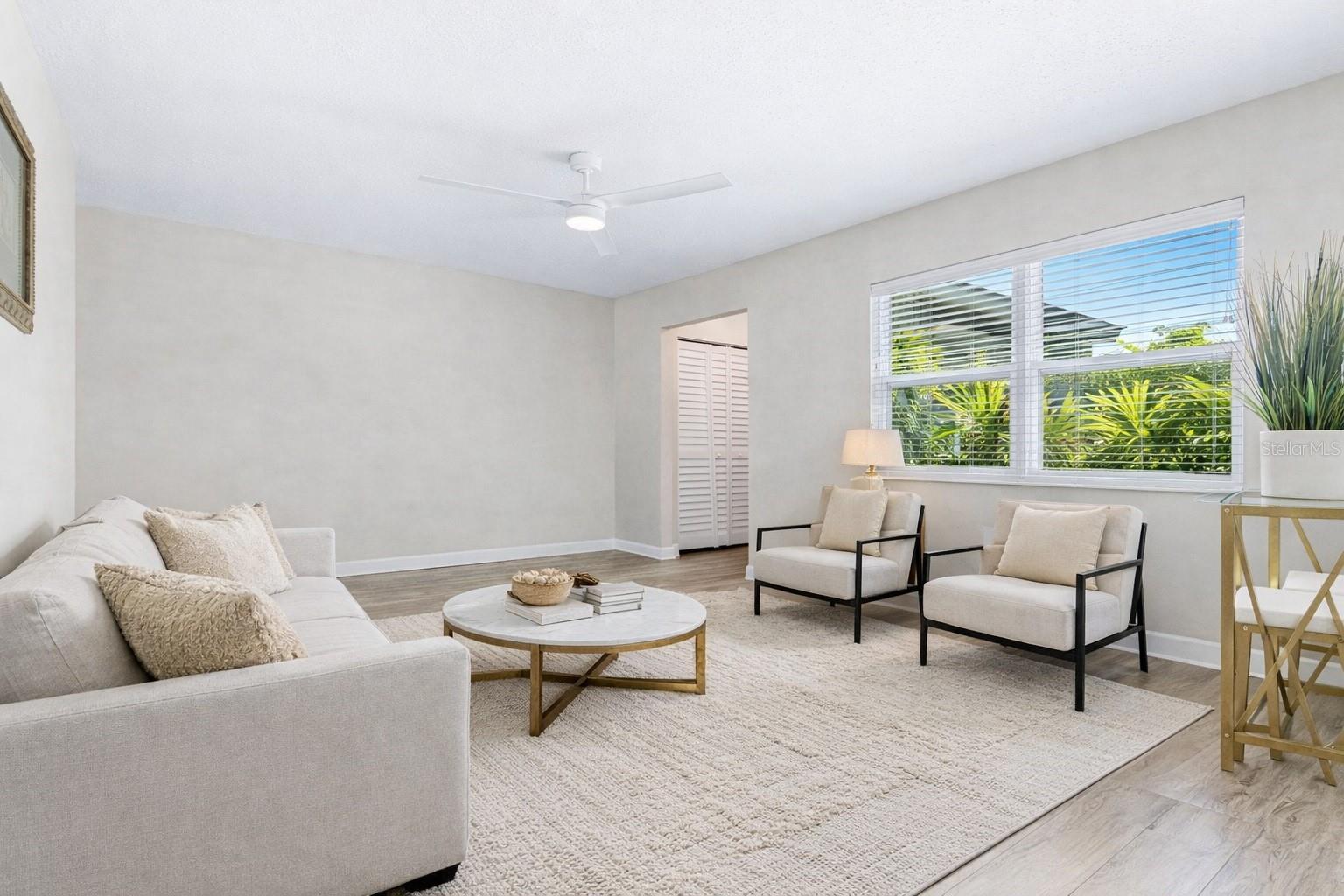 Listing photo id 11 for 5127 Caesar Way S