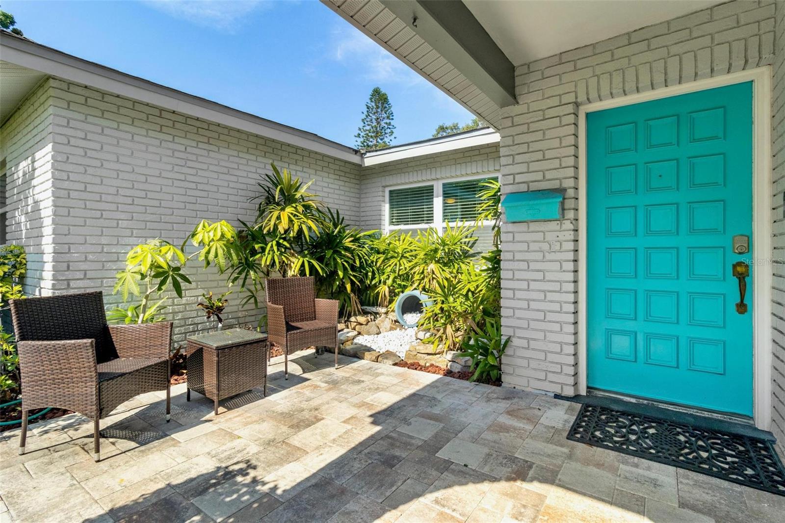 Listing photo id 0 for 5127 Caesar Way S