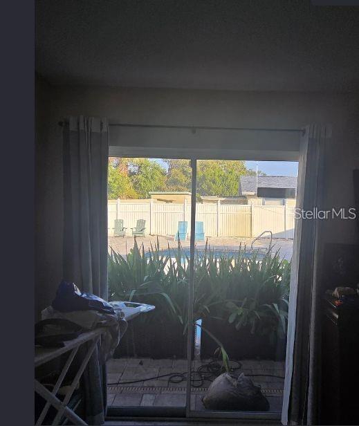 Listing photo id 30 for 5127 Caesar Way S