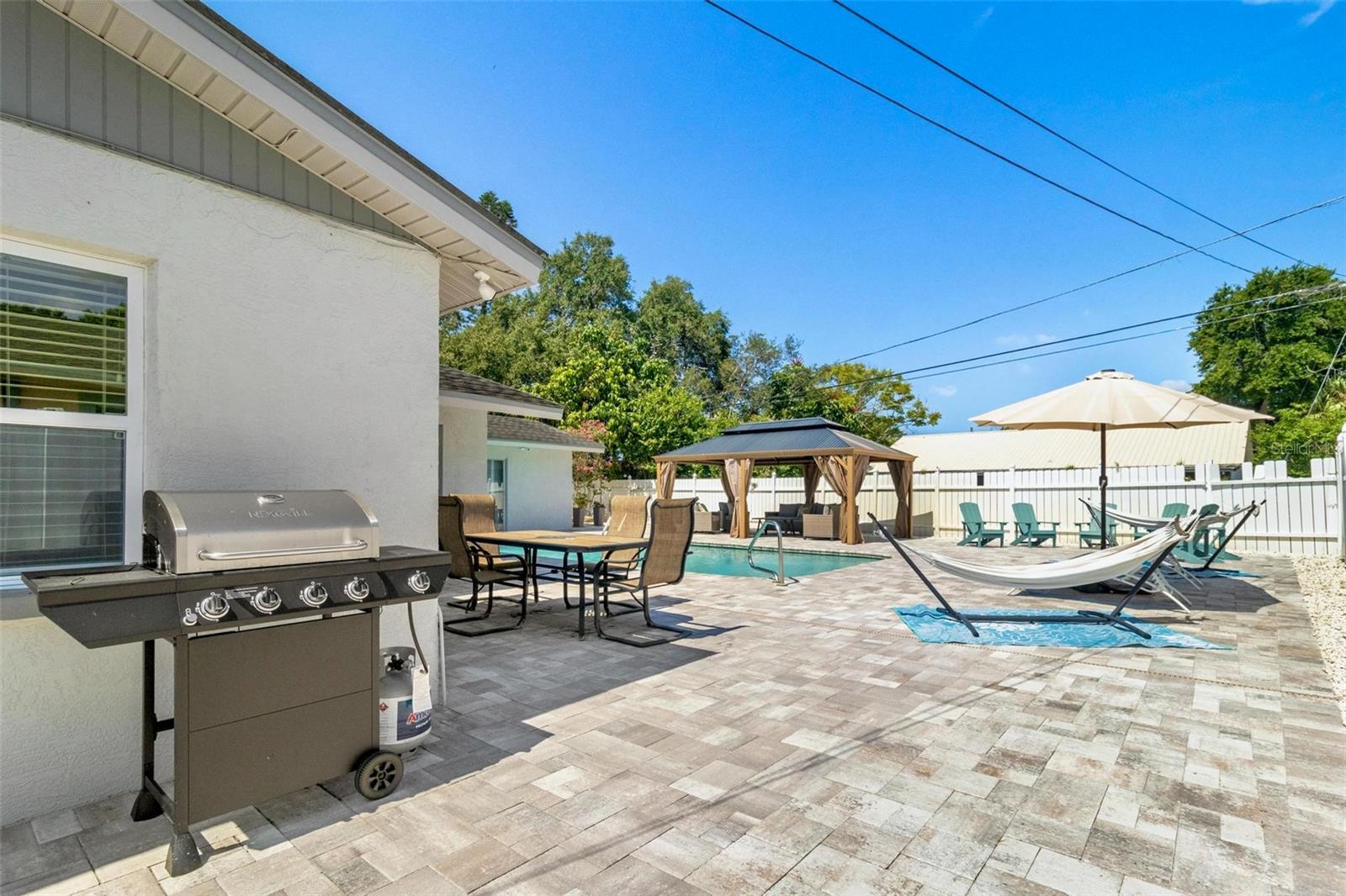 Listing photo id 34 for 5127 Caesar Way S