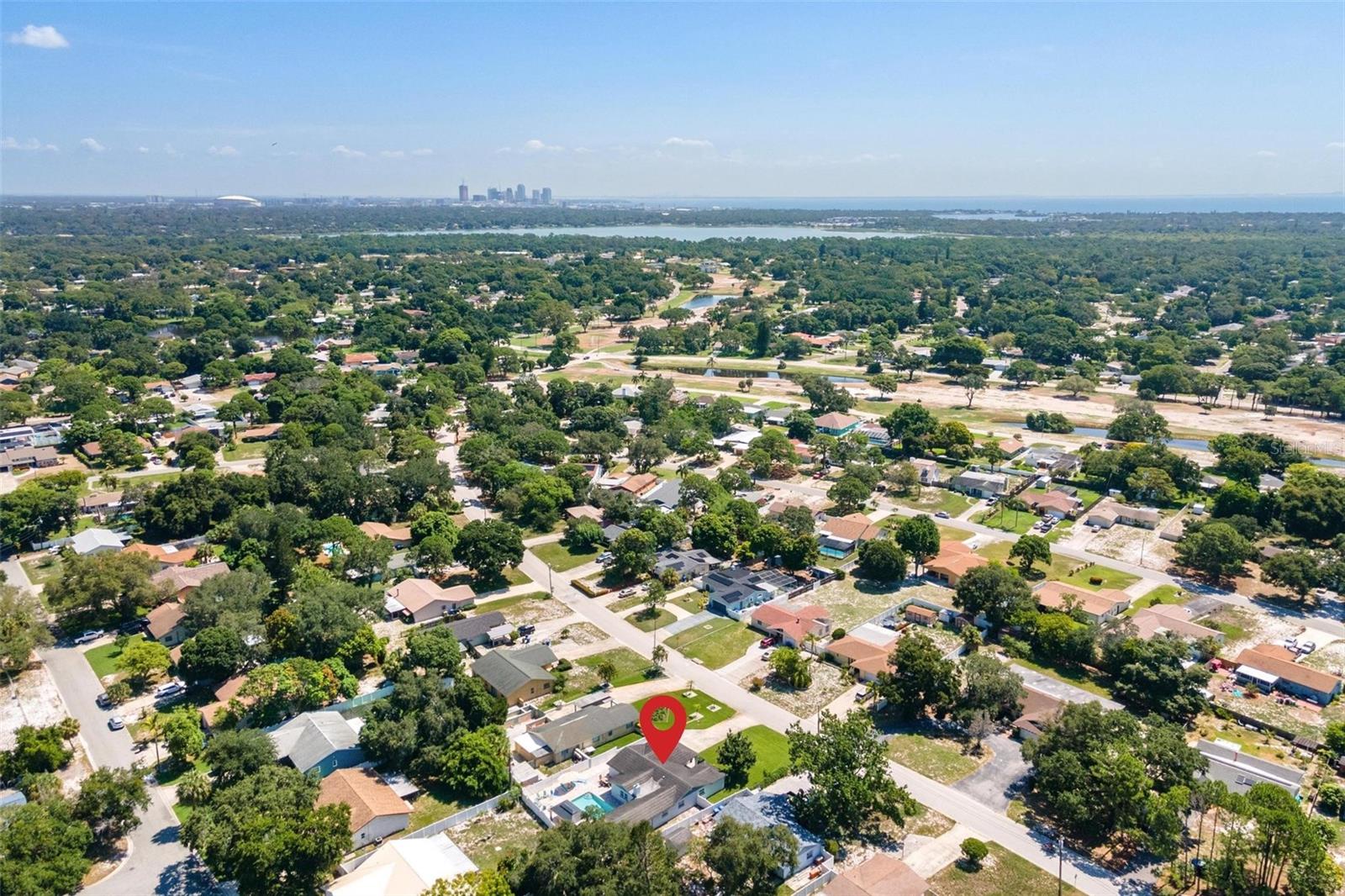 Listing photo id 40 for 5127 Caesar Way S