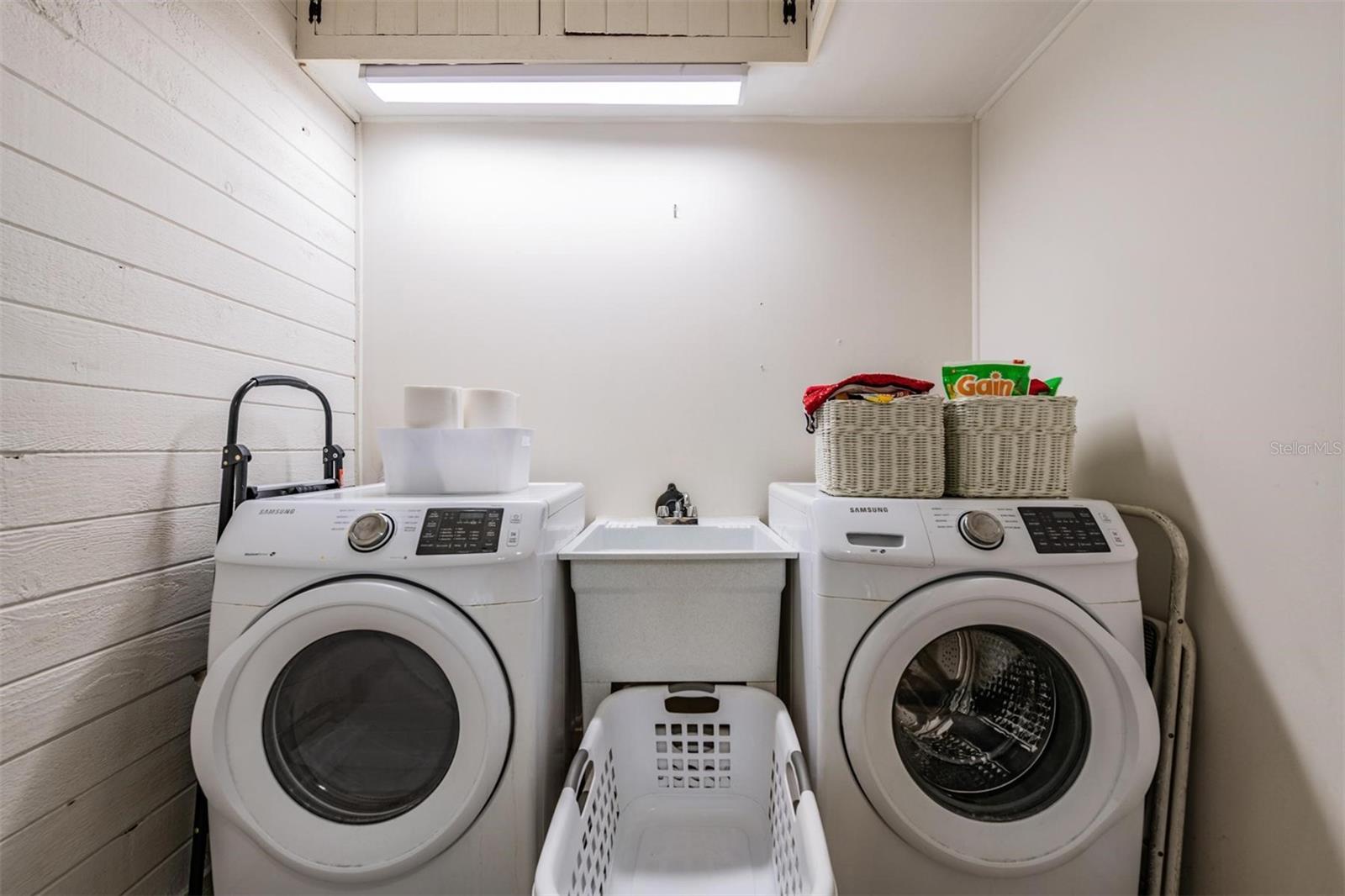 Image 52 of 72 For 1238 Highland Park Drive