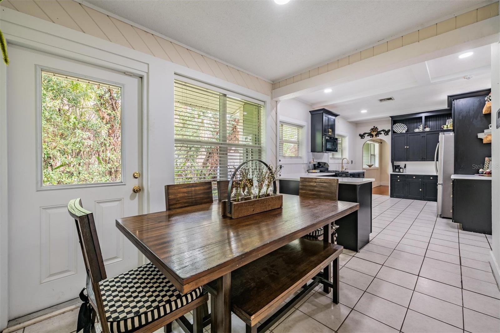 Image 9 of 72 For 1238 Highland Park Drive