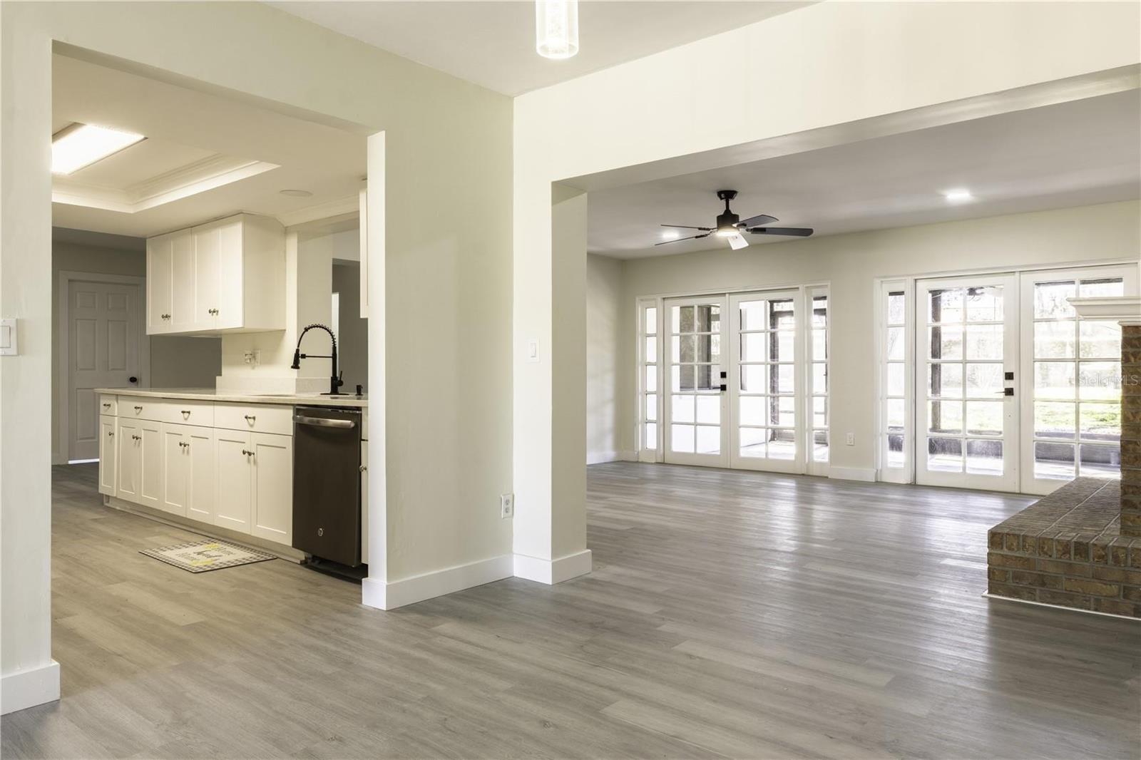 Image 3 of 7 For 9209 Kingsridge Drive