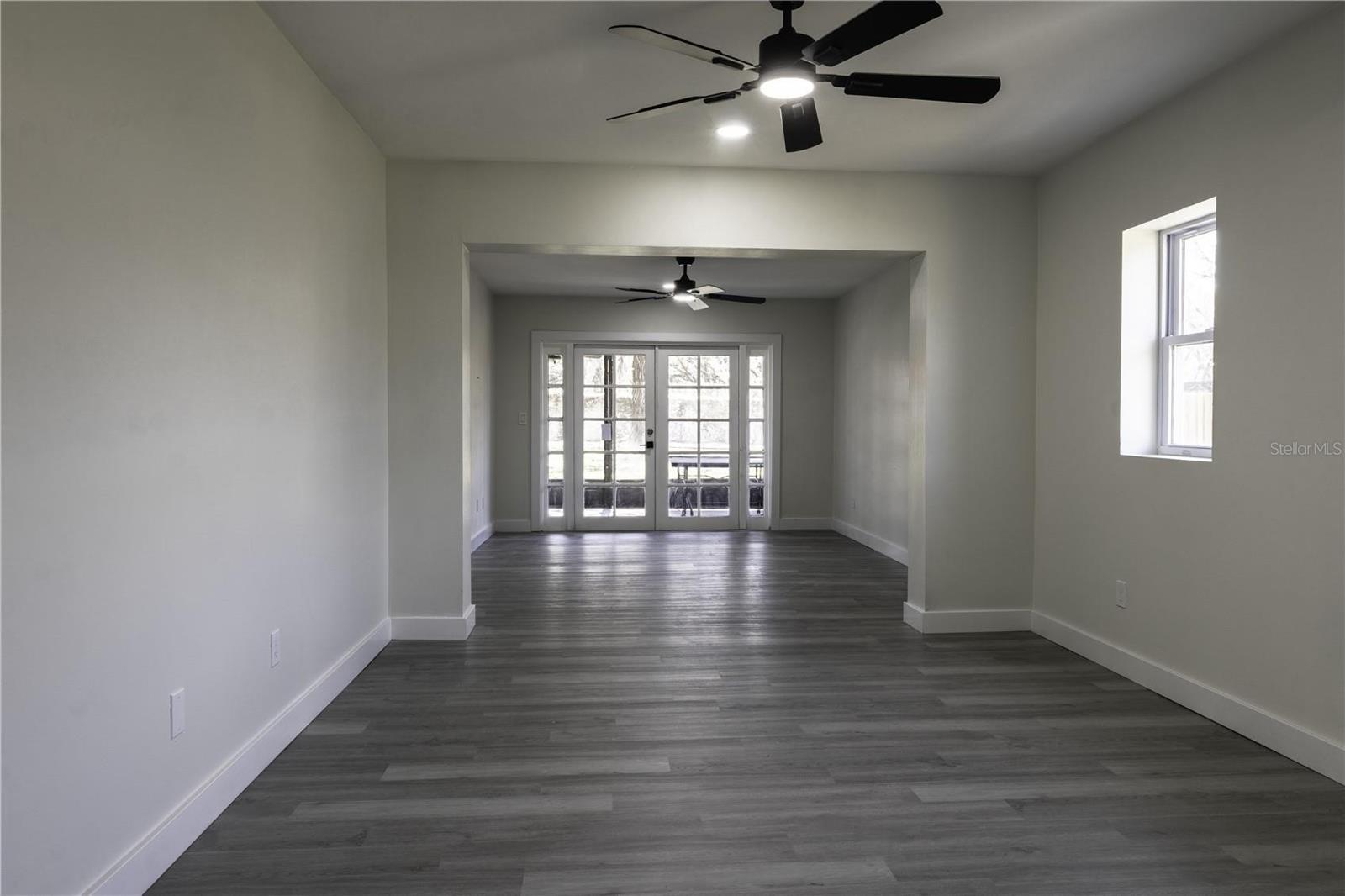 Image 7 of 7 For 9209 Kingsridge Drive