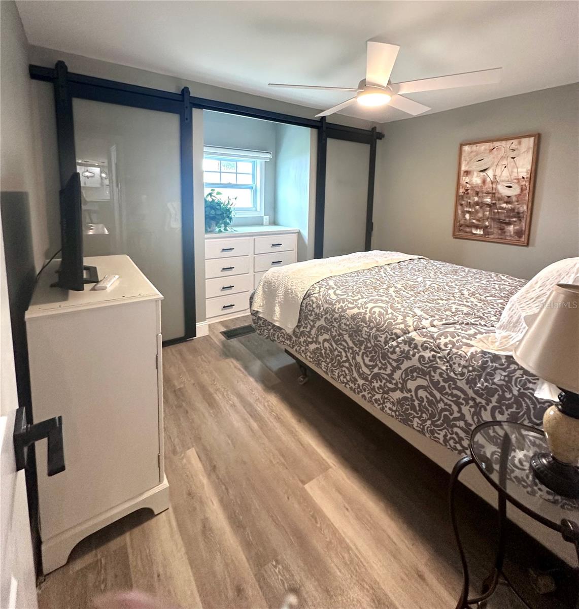 Image 17 of 32 For 1100 Belcher Road S 498