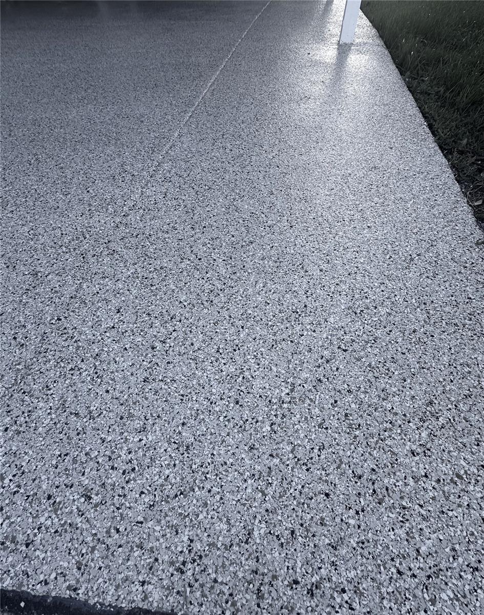 Image 24 of 32 For 1100 Belcher Road S 498