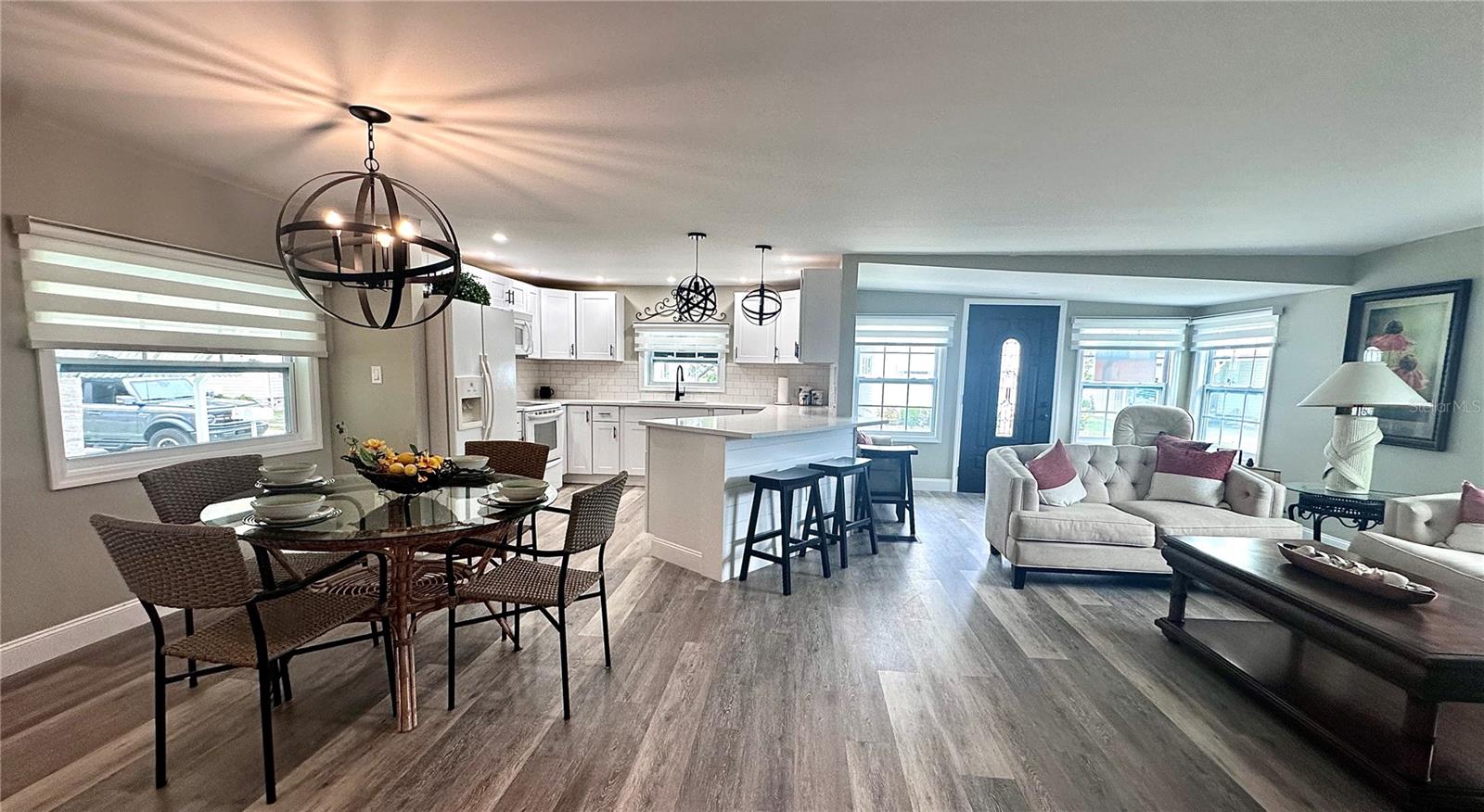 Image 8 of 32 For 1100 Belcher Road S 498