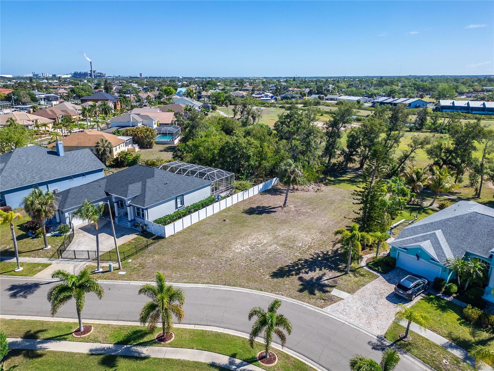 Details for 806 Greenview Drive, APOLLO BEACH, FL 33572