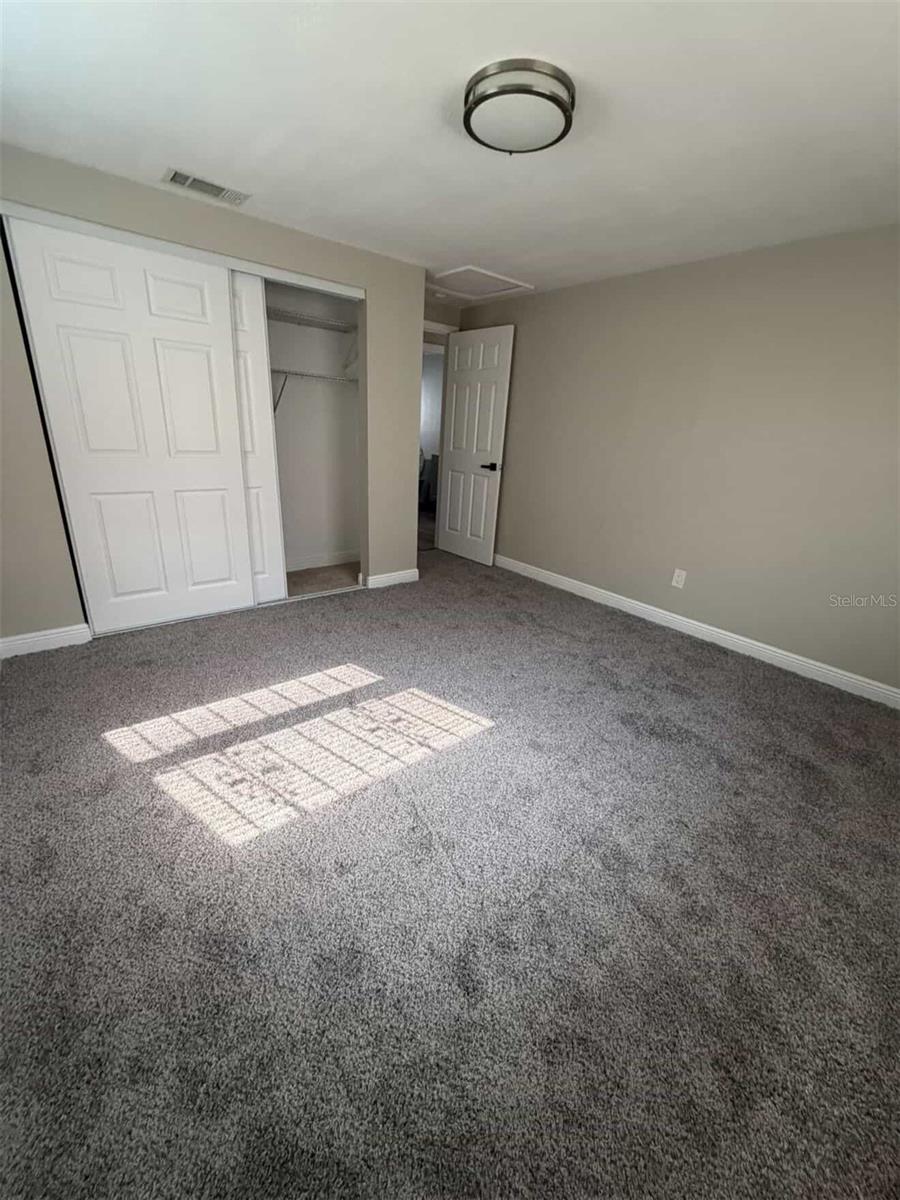 Listing photo id 3 for 1502 Sewaha Street