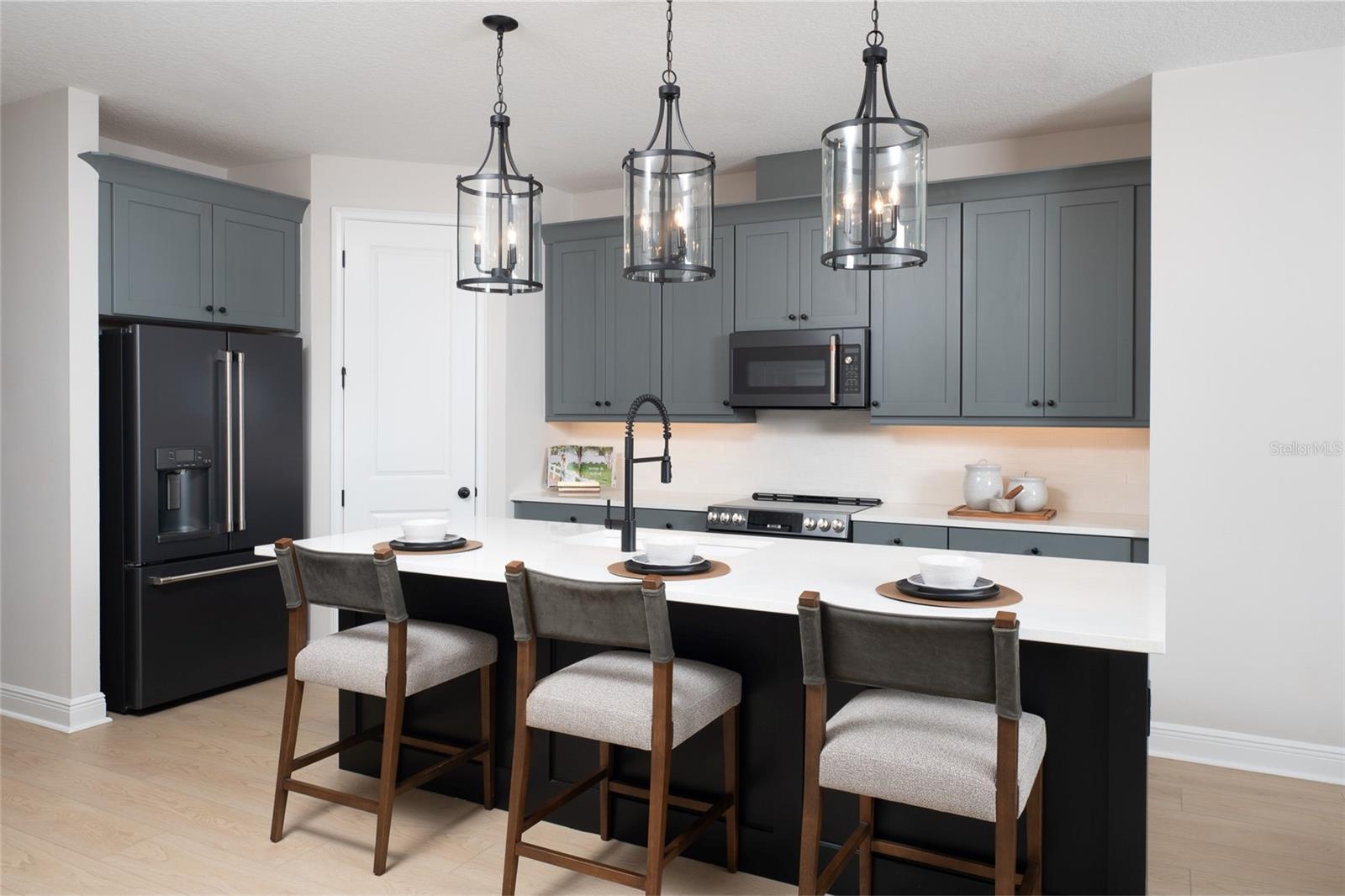 Image 4 of 18 For 5770 Cattle Ranch Drive