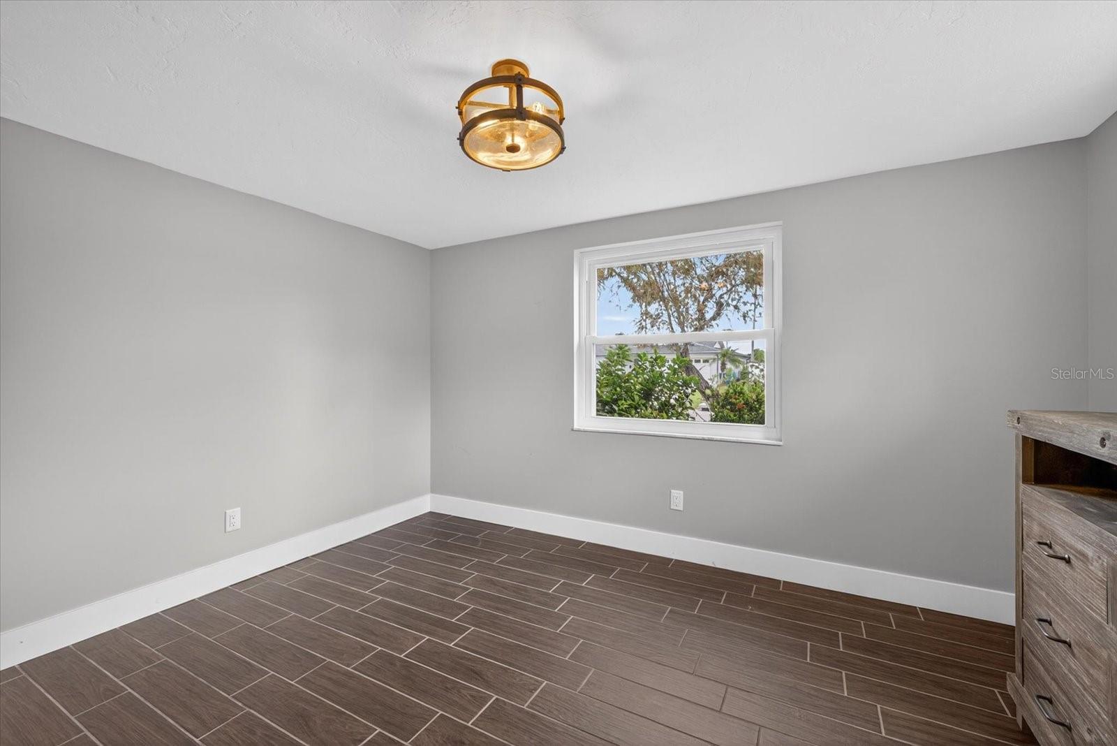 Image 20 of 50 For 4953 Blue Heron Drive