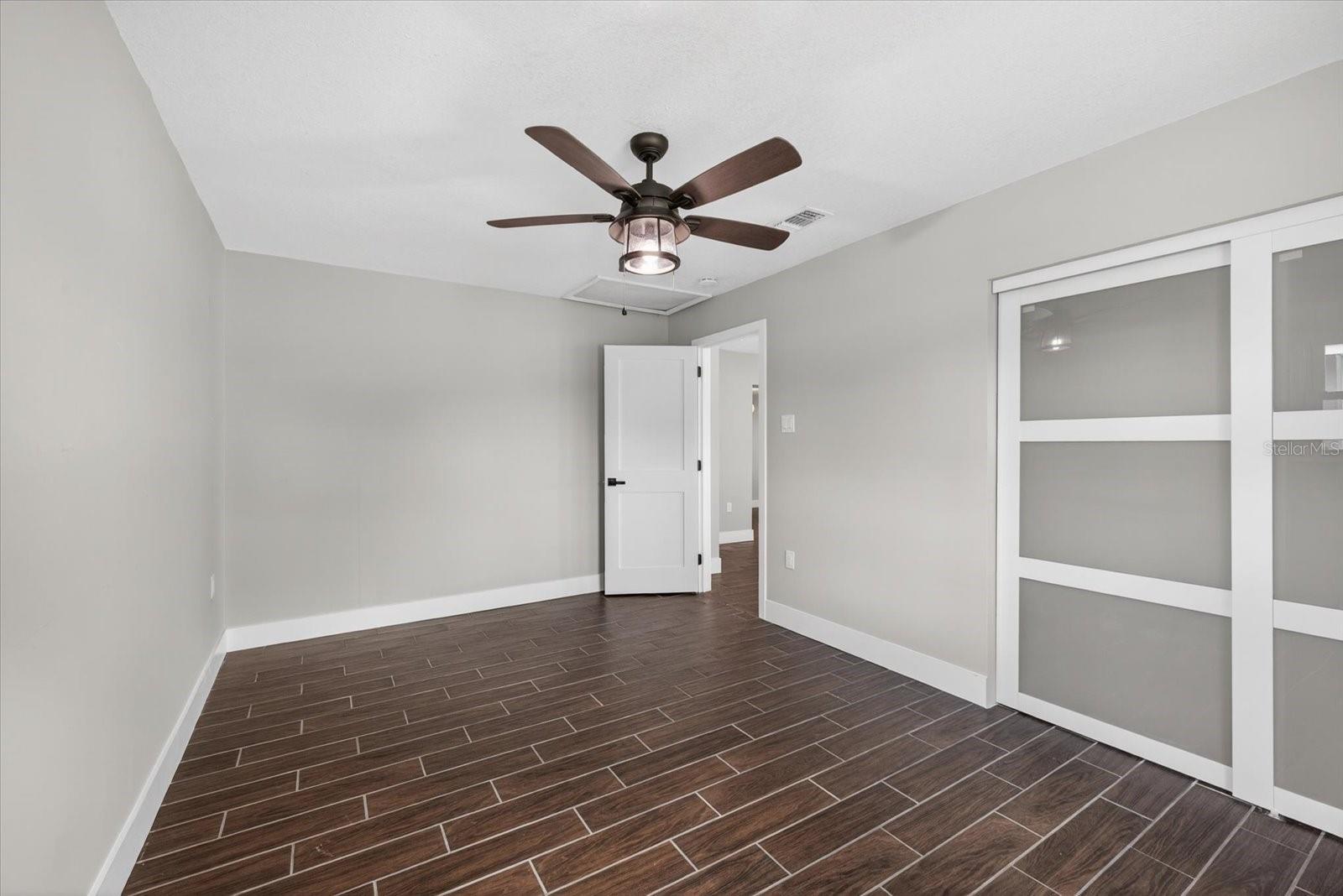 Image 23 of 50 For 4953 Blue Heron Drive