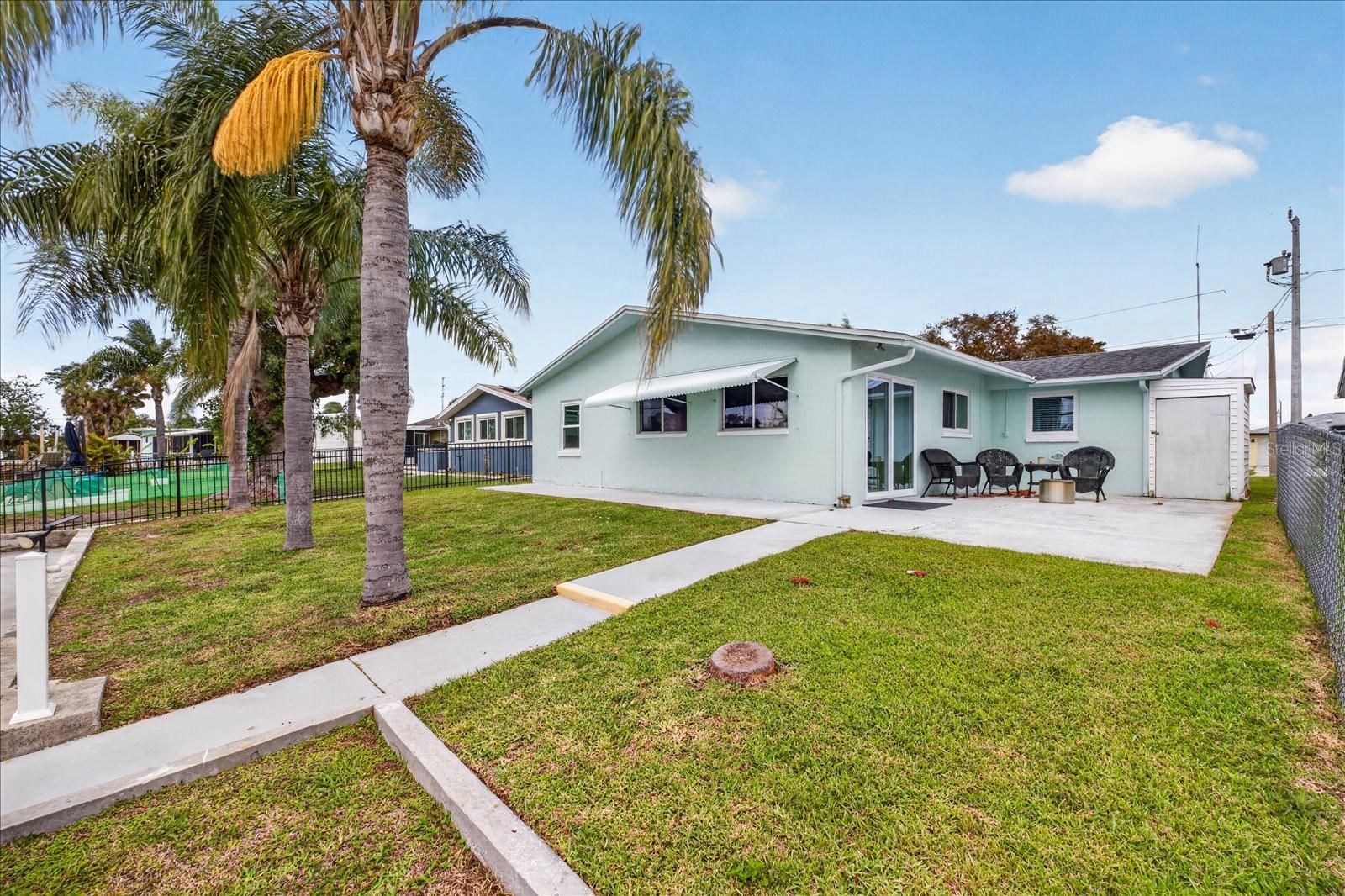 Image 33 of 50 For 4953 Blue Heron Drive