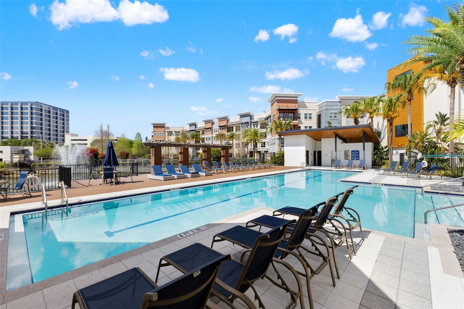 Listing photo id 38 for 2511 Grady Avenue 16