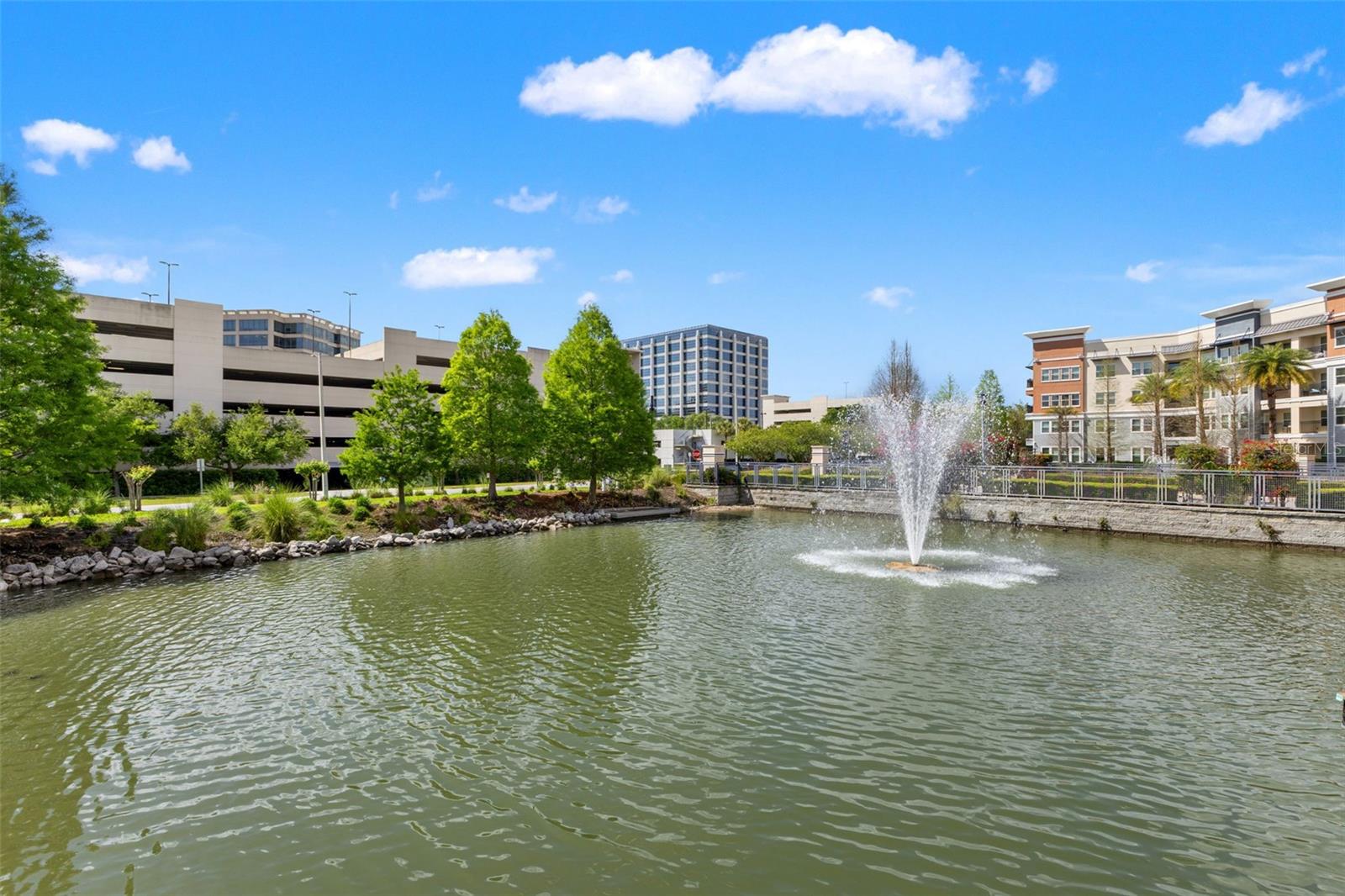 Listing photo id 45 for 2511 Grady Avenue 16