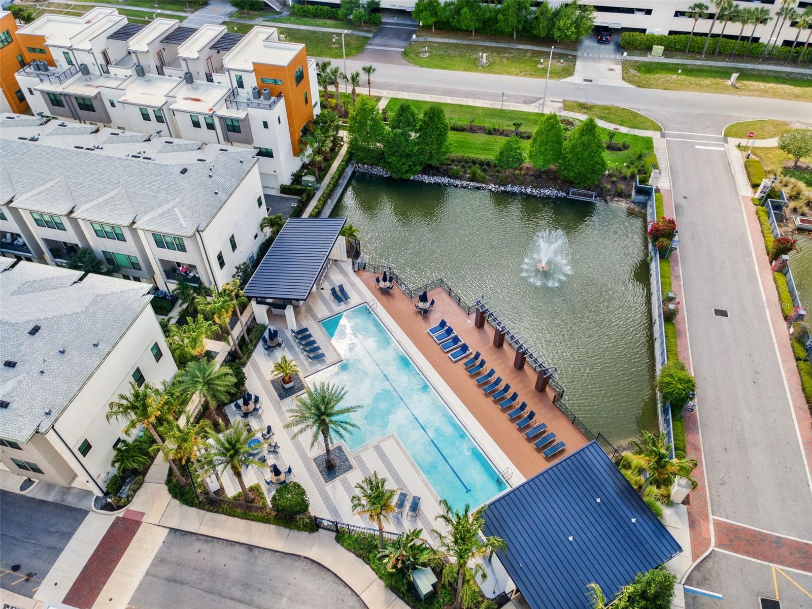 Listing photo id 51 for 2511 Grady Avenue 16