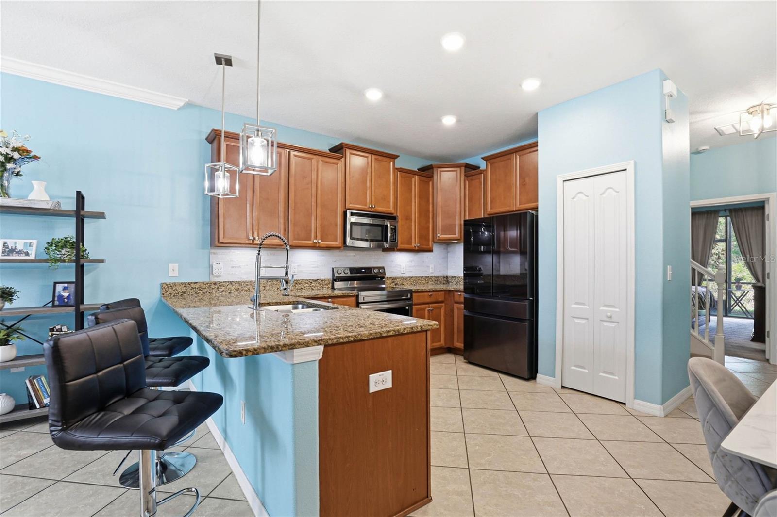 Image 11 of 69 For 4390 Fennwood Court