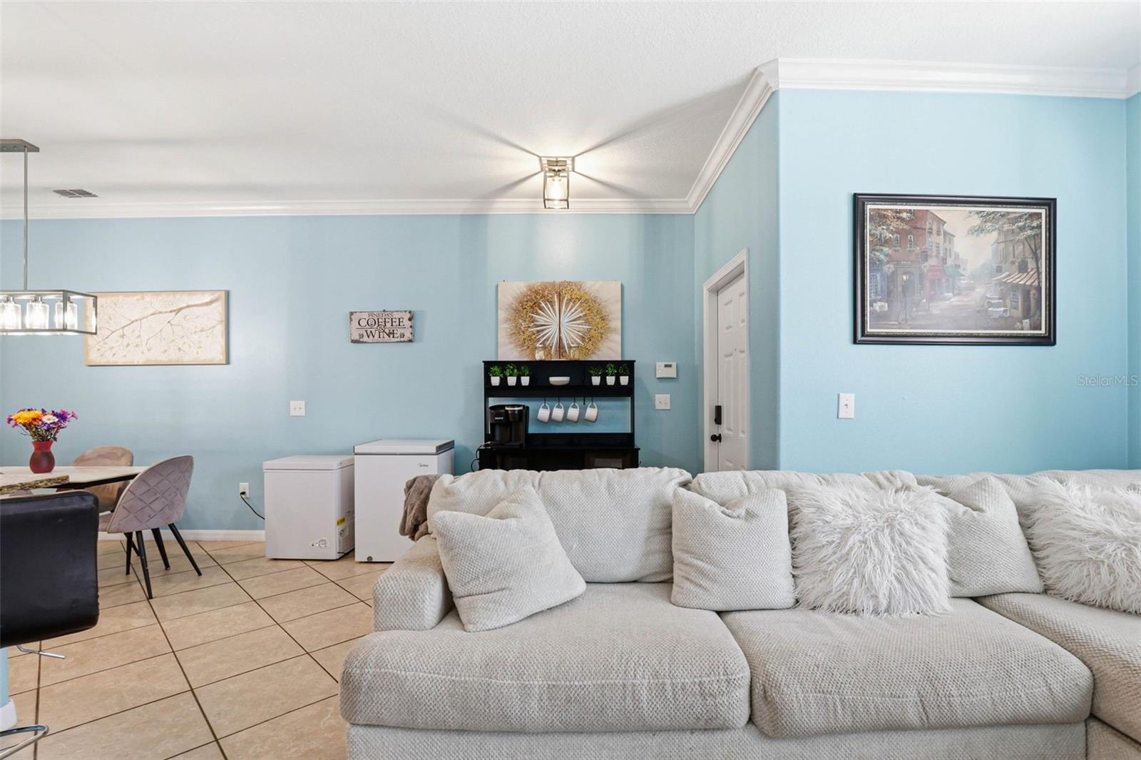 Image 14 of 69 For 4390 Fennwood Court